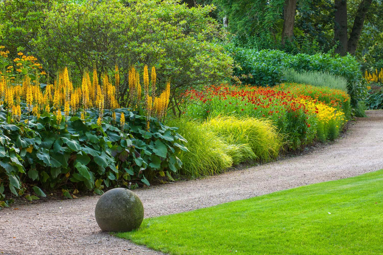 Belmont House Garden by Anthony Paul Landscape Design